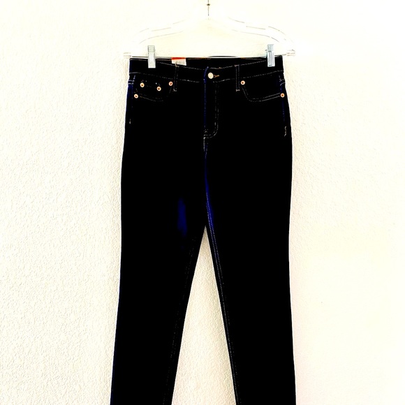 Levi’s Jeans - Picture 4 of 11